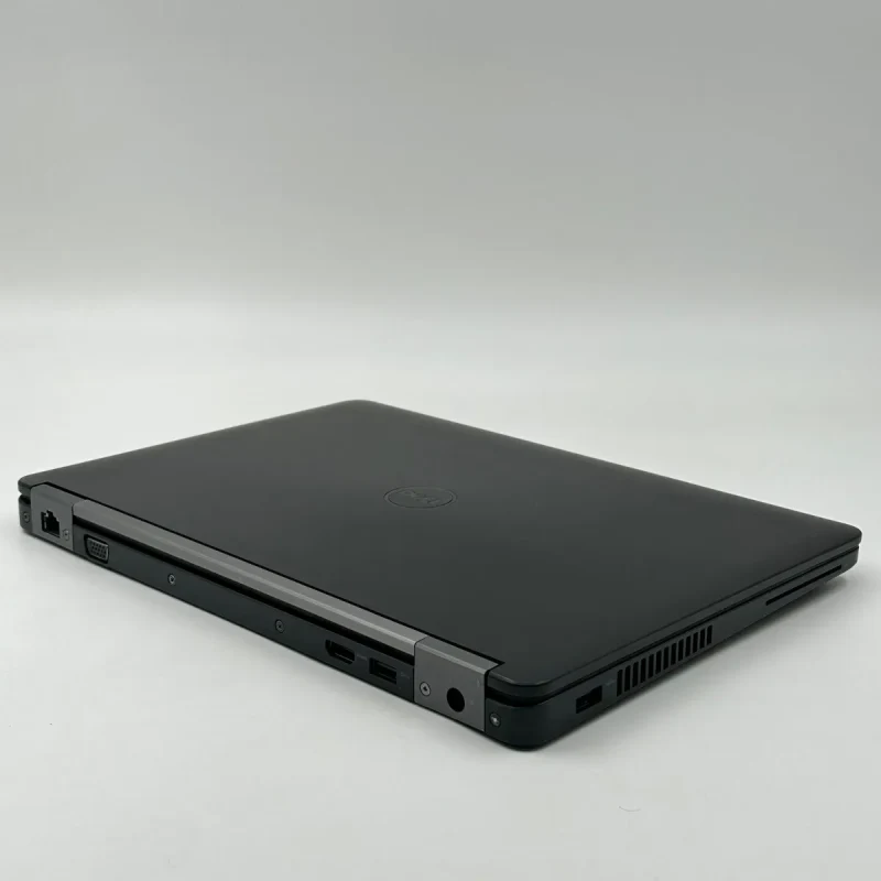 42.Dell Latitude E5270 - i5/8GB DDR4/128GB NVMe SSD/W11